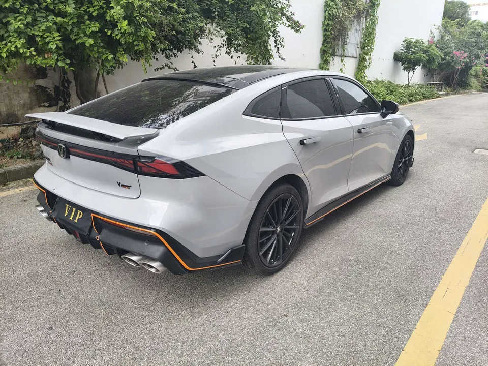 Changan UNI-V 1.5T Sports Edition 2022 — миниатюра 2