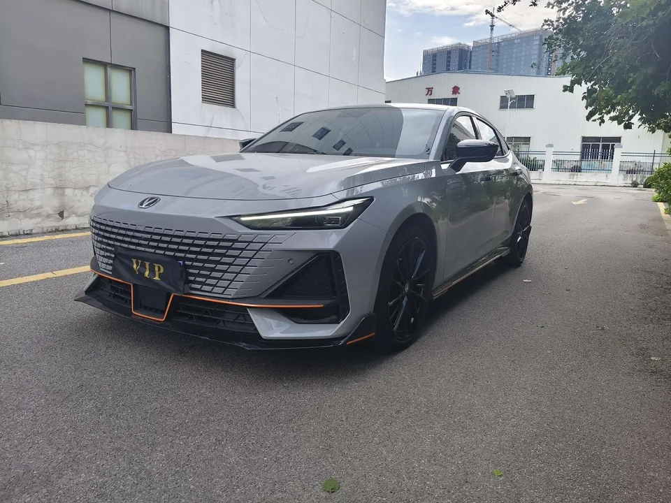 Changan UNI-V 2022