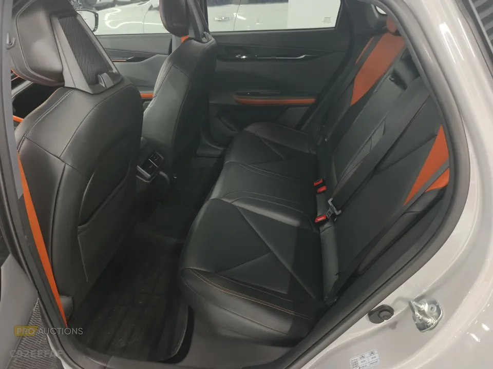Changan UNI-V Changan UNI-V 2022 1.5T Premium 2022 — thumbnail 3