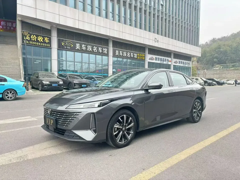 Changan Escape Escape 2024 1.5T DCT flagship model 2025 — photo 1, buy with delivery to Moscow