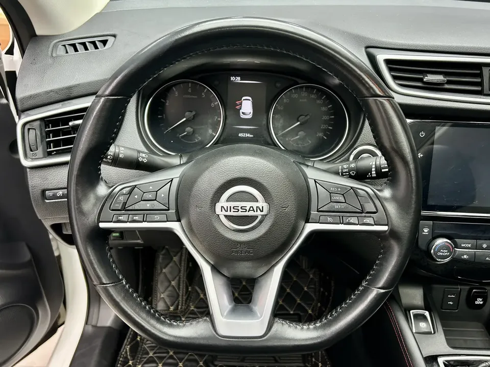 Nissan Qashqai Qashqai 2022 2.0L XV Prem. Deluxe Edition 2022 — thumbnail 4