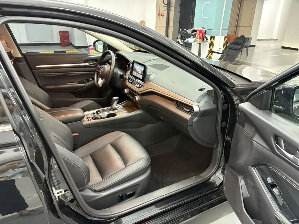 Nissan Altima Teana 2021 2.0L XL Comfort Edition 2022 — миниатюра 3