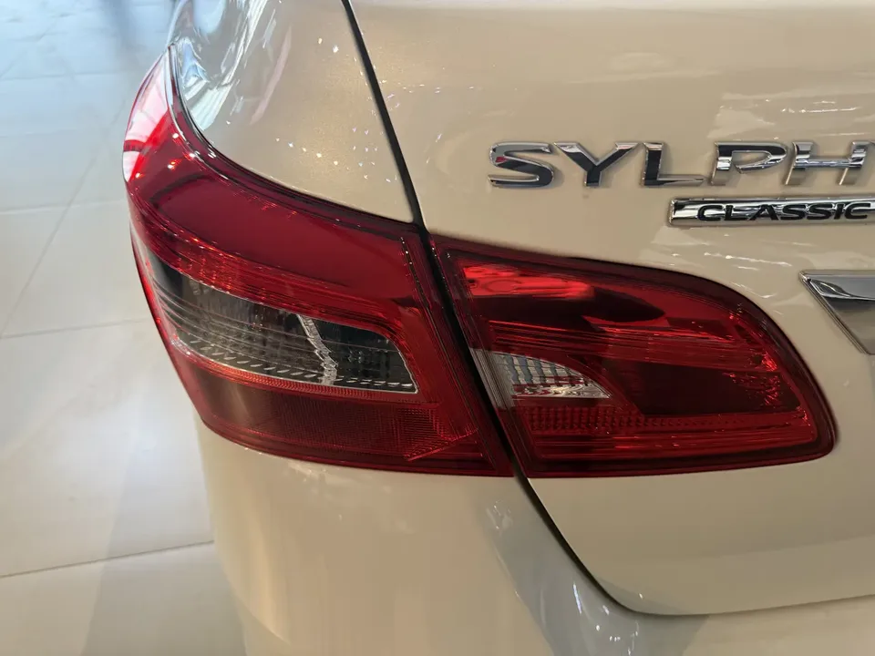 Nissan Sylphy Sylphy 2024 classic 1.6L XE CVT comfort version 2026 — thumbnail 4