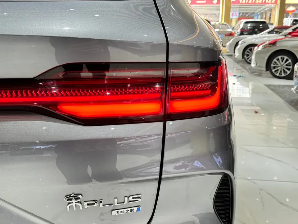 BYD Song PLUS DM Song PLUS DM 2025 DM-i 112KM Premium Edition 2025 — миниатюра 3