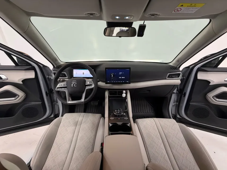 BYD Yuan Up 401KM Vitality 2024 — миниатюра 3