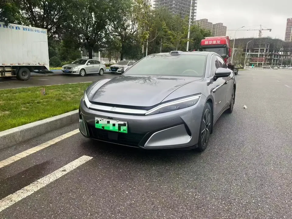 BYD Han L DM 2025