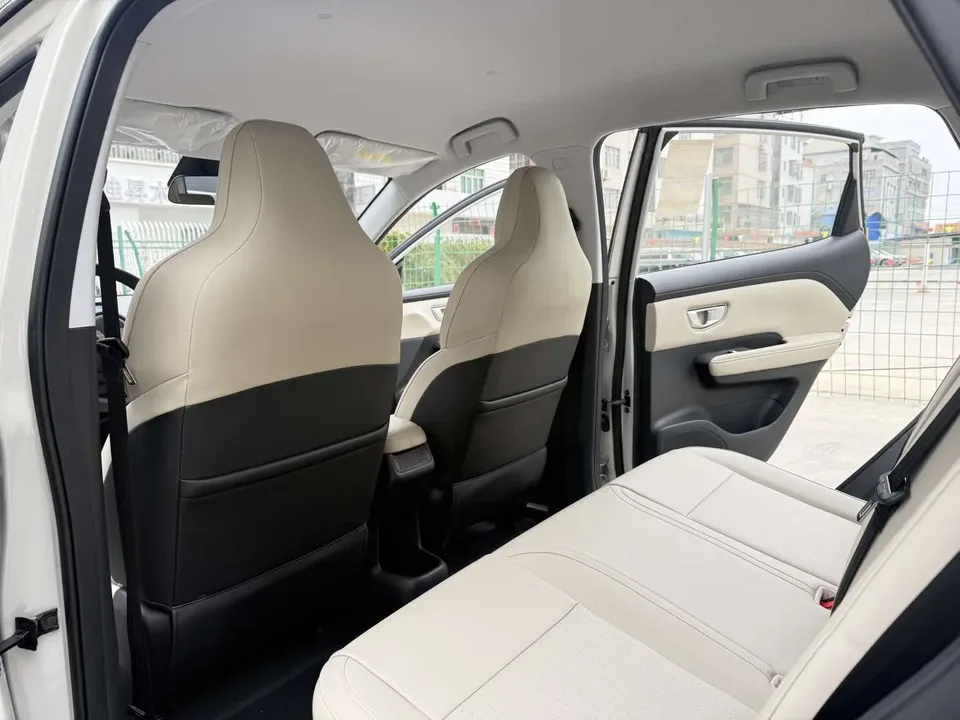 Wuling Bingo PLUS Bingo PLUS 2024 510km Five-seat Edition 2026 — thumbnail 3