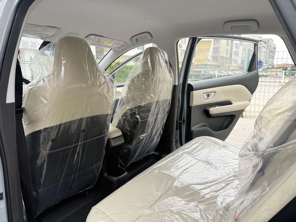 Wuling Bingo PLUS Bingo PLUS 2024 510km Five-seat Edition 2026 — thumbnail 3