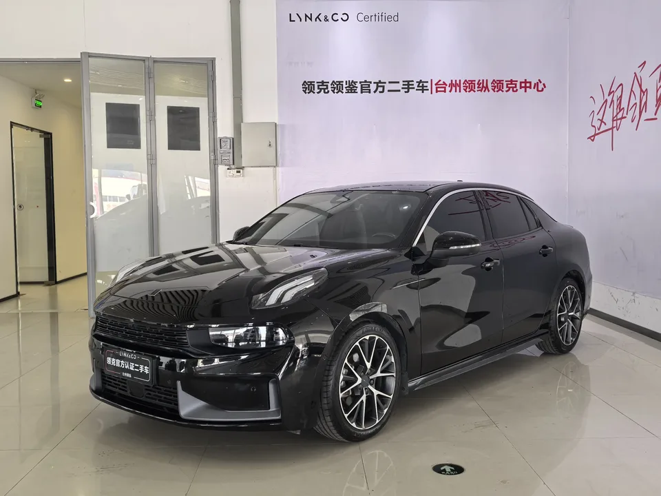 Lynk & Co 03 2022