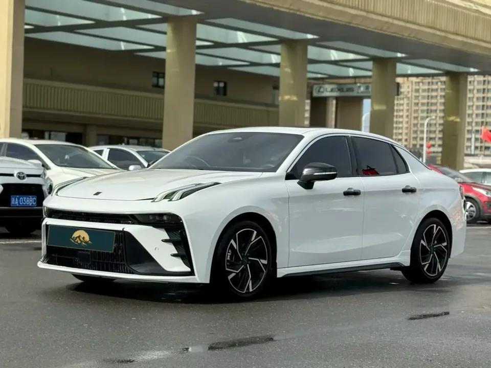 Lynk & Co 03 2024