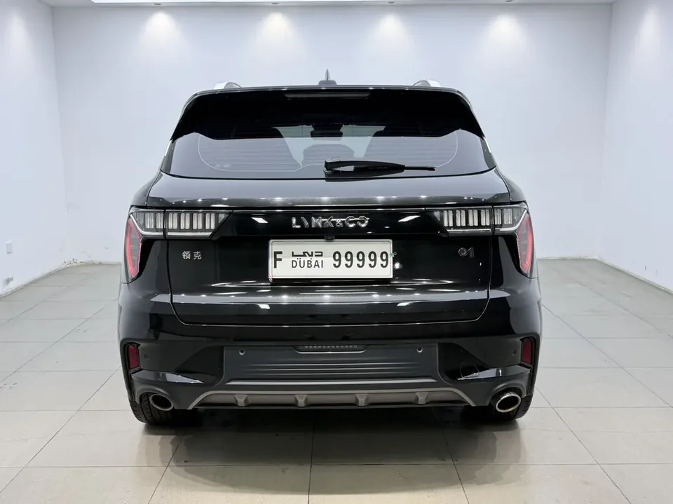 Lynk & Co 01 Lynk & Co 01 2021 2.0TD 2WD Pro 2022 — миниатюра 2