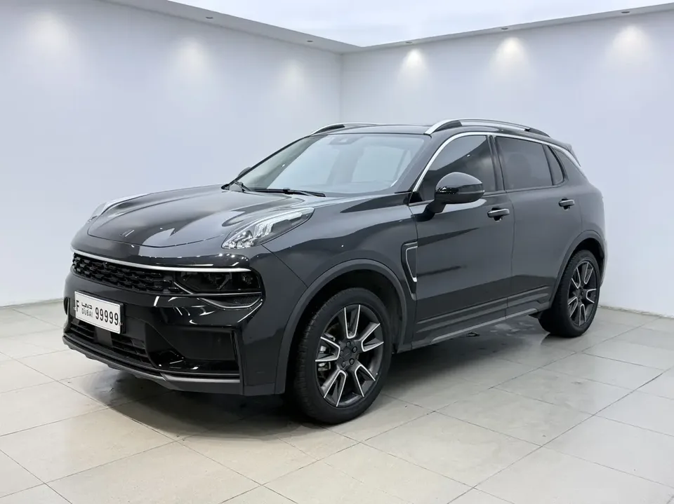 Lynk & Co 01 2022