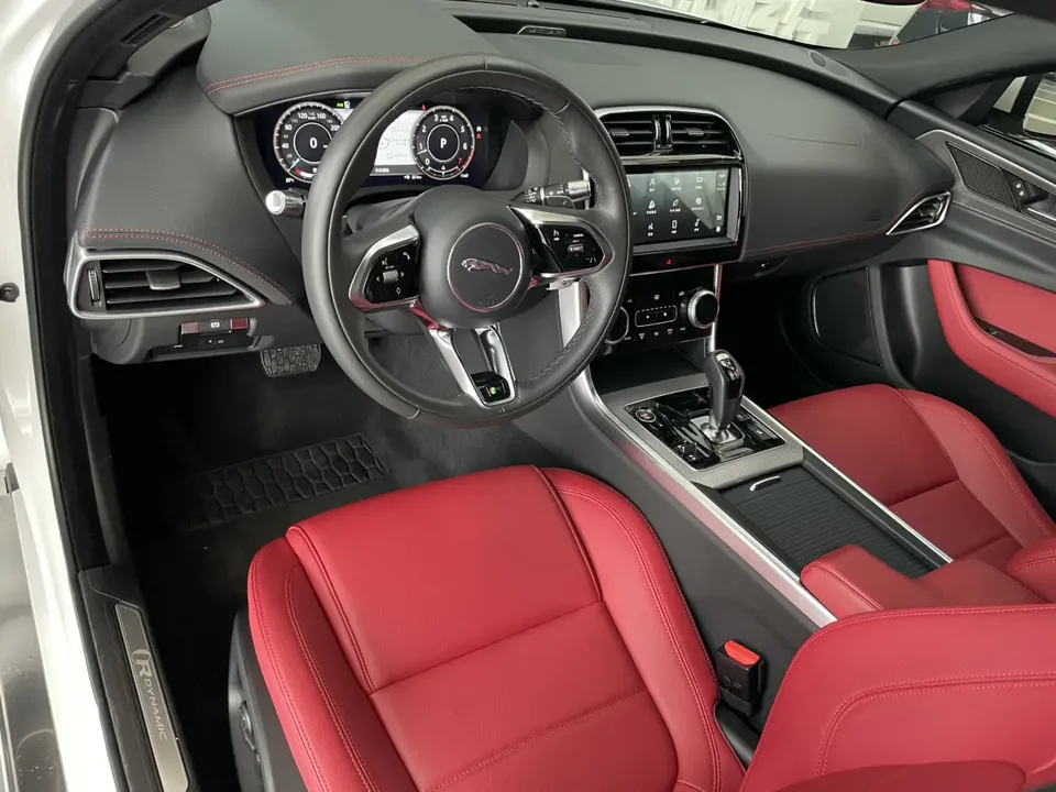 Jaguar XEL Jaguar XEL 2022 2.0T 250PS R-DYNAMIC S Progressive Sports Edition 2022 — thumbnail 5