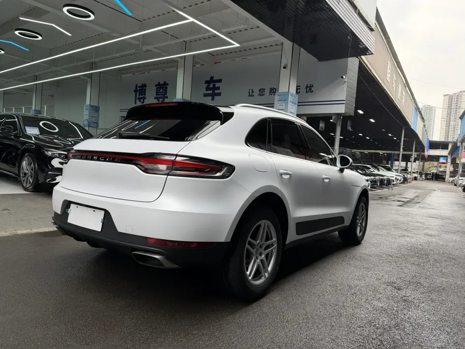 Porsche Macan Macan 2022 Macan 2022 Macan 2.0T 2022 — thumbnail 2