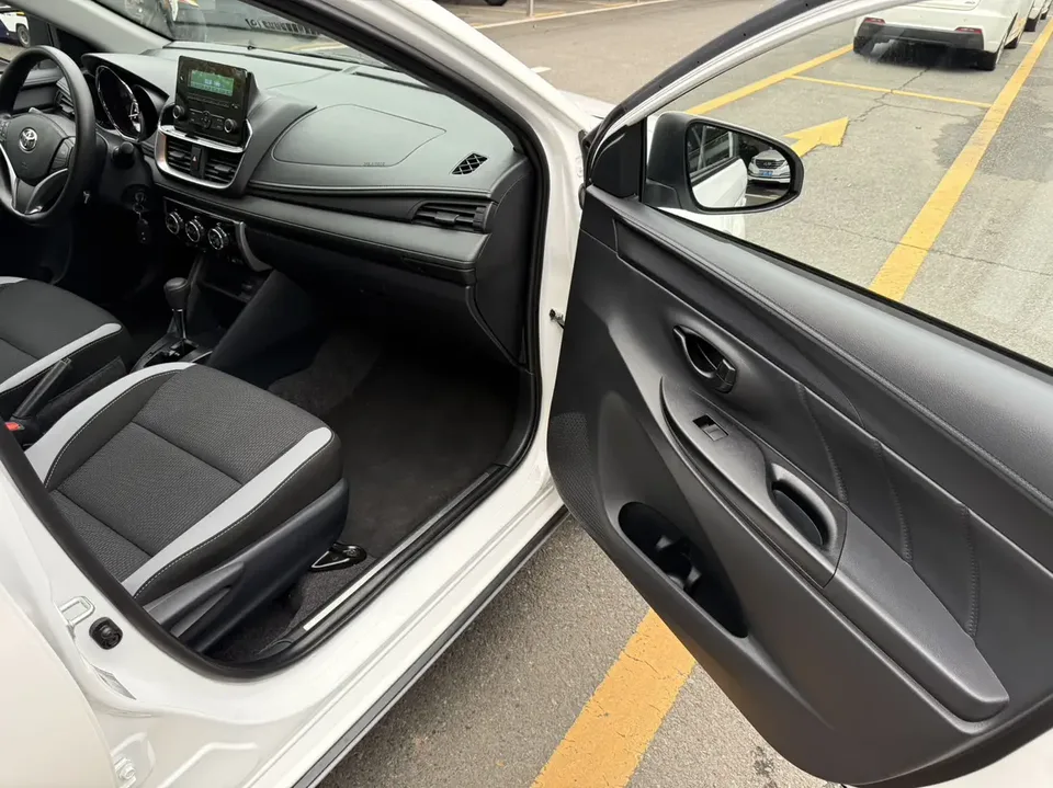 Toyota Yaris L Yaris L 2022 YARiS L Zhixuan 2022 Zhixuan X 1.5L CVT leading PLUS version 2022 — thumbnail 3