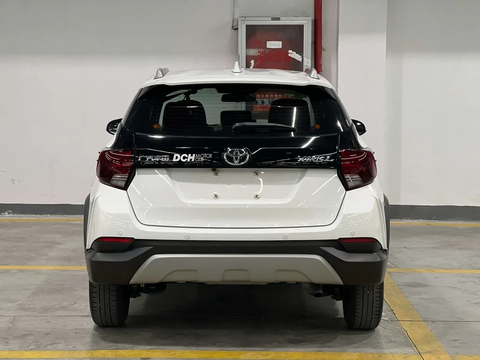 Toyota Yaris L YARiS L Zhixuan 2022 Zhixuan X 1.5L CVT leading PLUS version 2022 — миниатюра 2