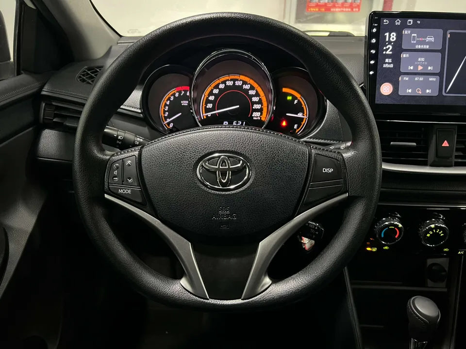 Toyota Yaris L YARiS L Zhixuan 2022 Zhixuan X 1.5L CVT leading PLUS version 2022 — миниатюра 4