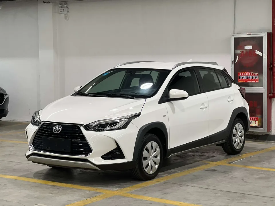 Toyota Yaris L 2022