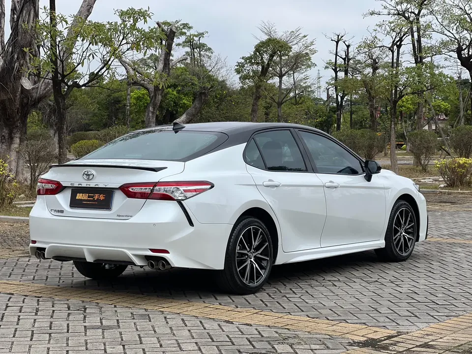 Toyota Camry 2.0S Advanced Edition 2023 — миниатюра 2
