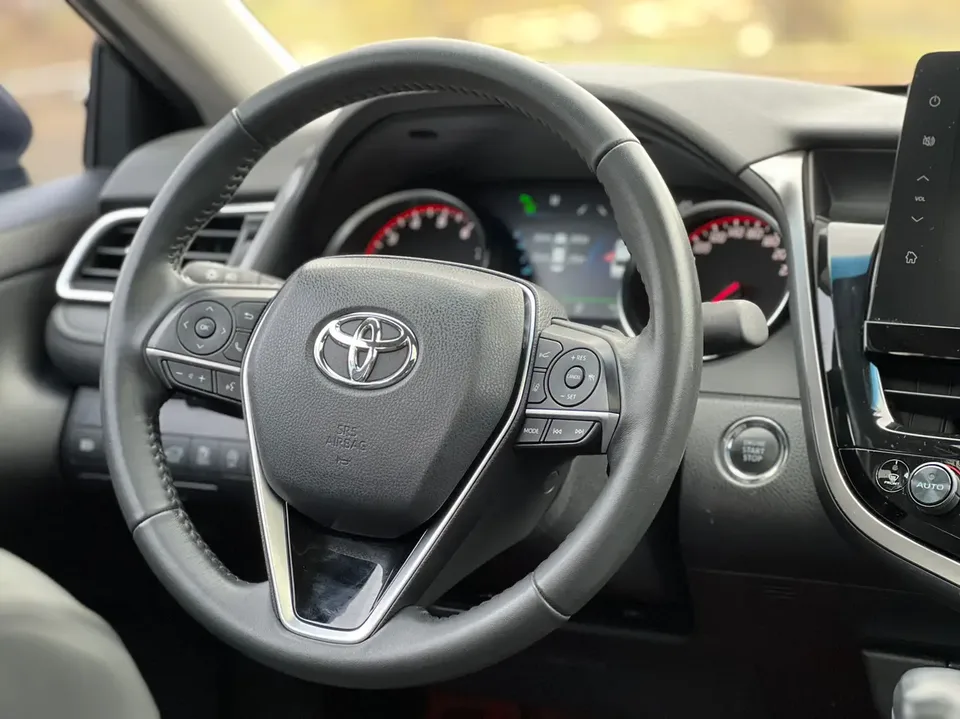 Toyota Camry 2.0S Advanced Edition 2023 — миниатюра 3