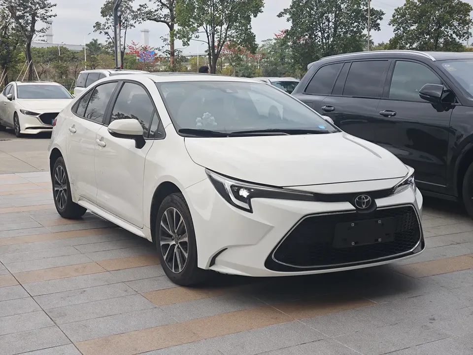 Toyota Levin 185T Luxury Edition 2025 — миниатюра 3