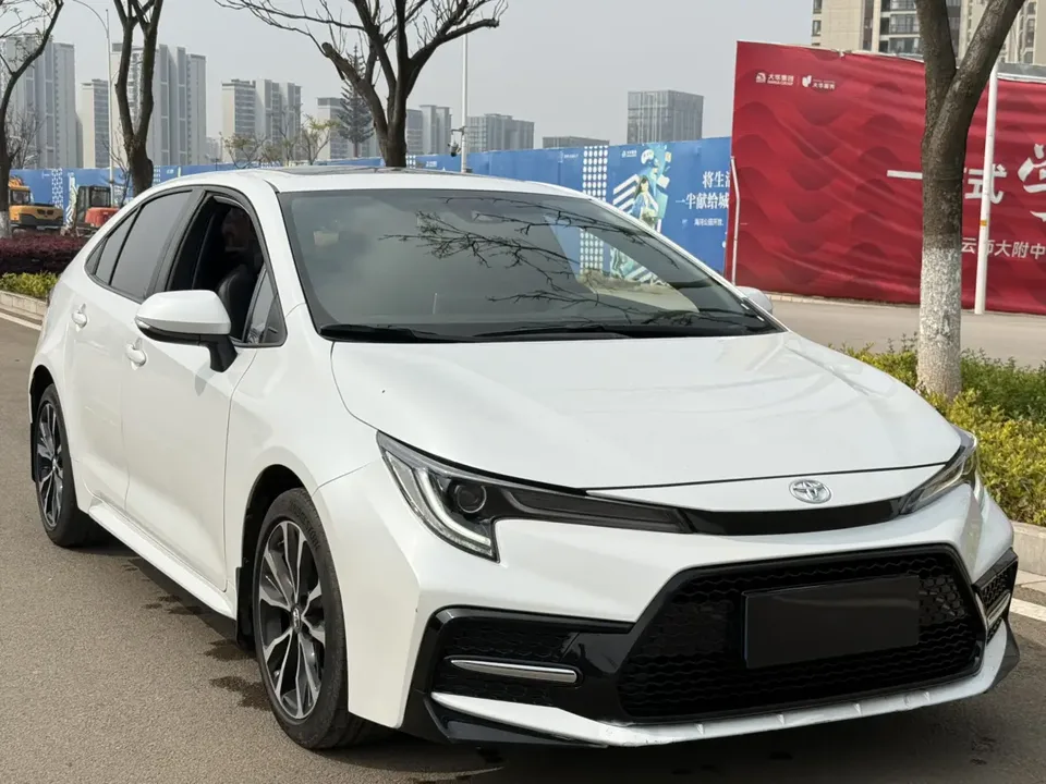 Toyota Levin 2022 Lelink 185T CVT Sports Edition 2023 — миниатюра 3