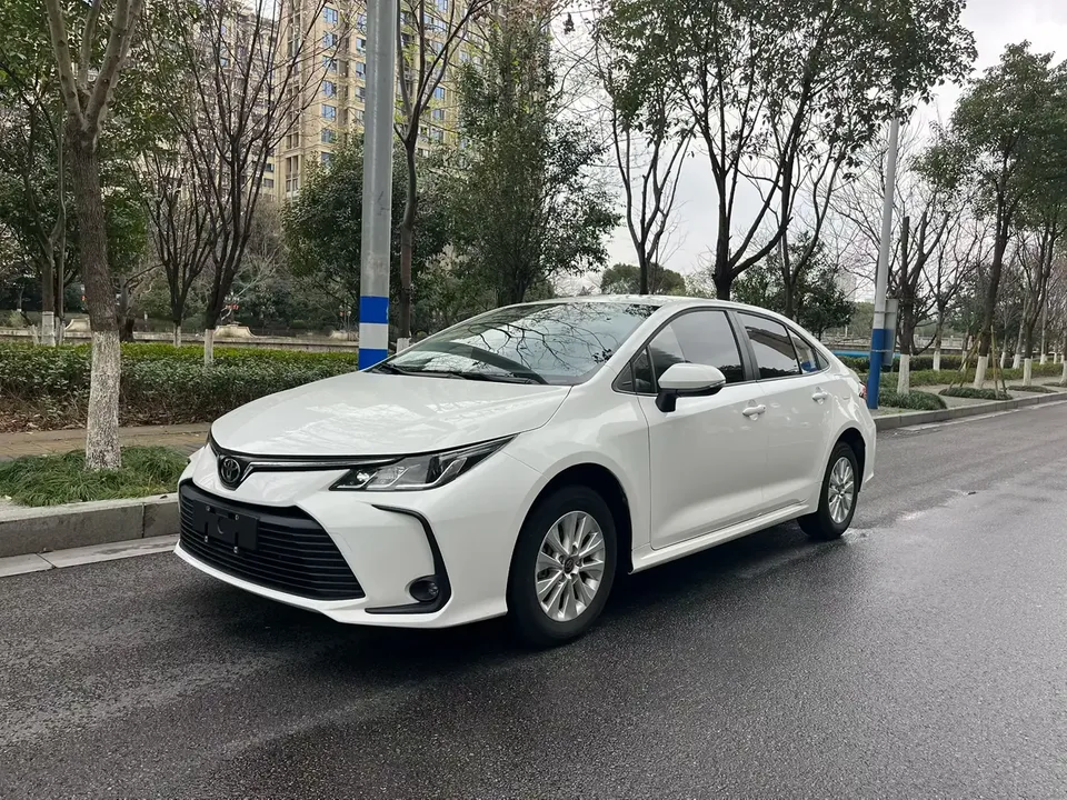 Toyota Corolla Corolla 2023 1.2T S-CVT Pioneer Edition 2024 — photo 1, buy with delivery to Moscow