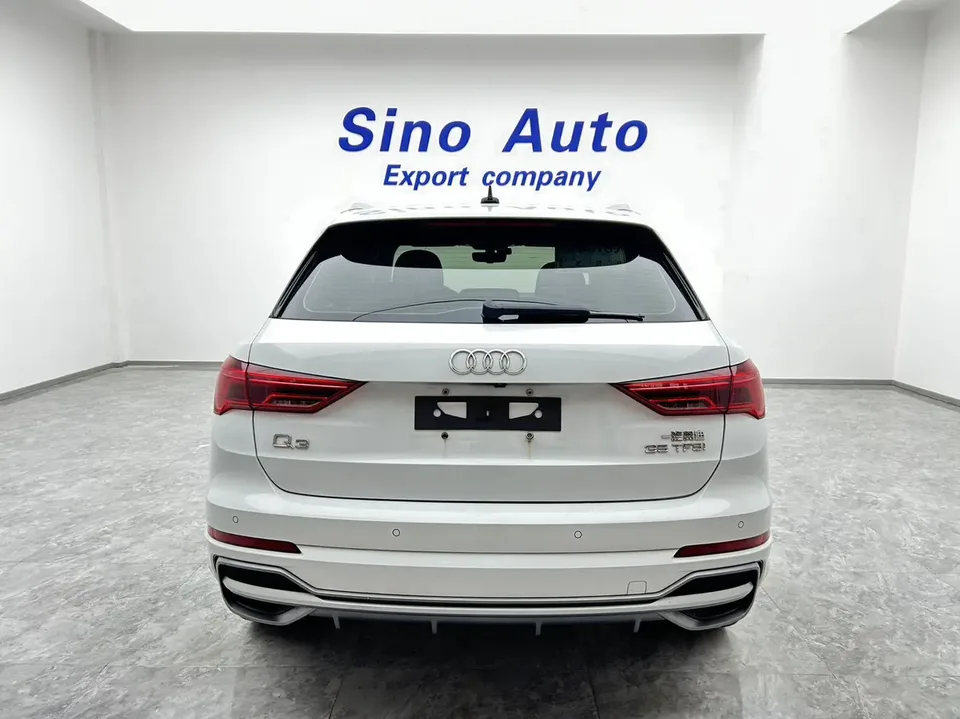 Audi Q3 Audi Q3 2022 35 TFSI Fashionable and Dynamic 2022 — миниатюра 2