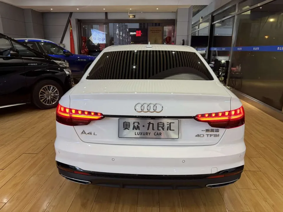 Audi a4 l Audi A4L 2023 40 TFSI Luxury Dynamic 2023 — thumbnail 5