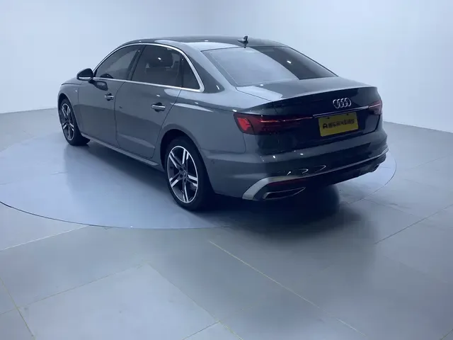Audi a4 l 2022