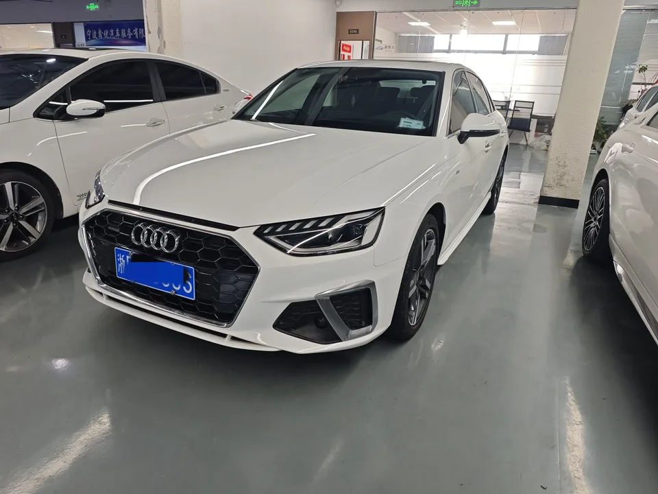 Audi a4 l 2022
