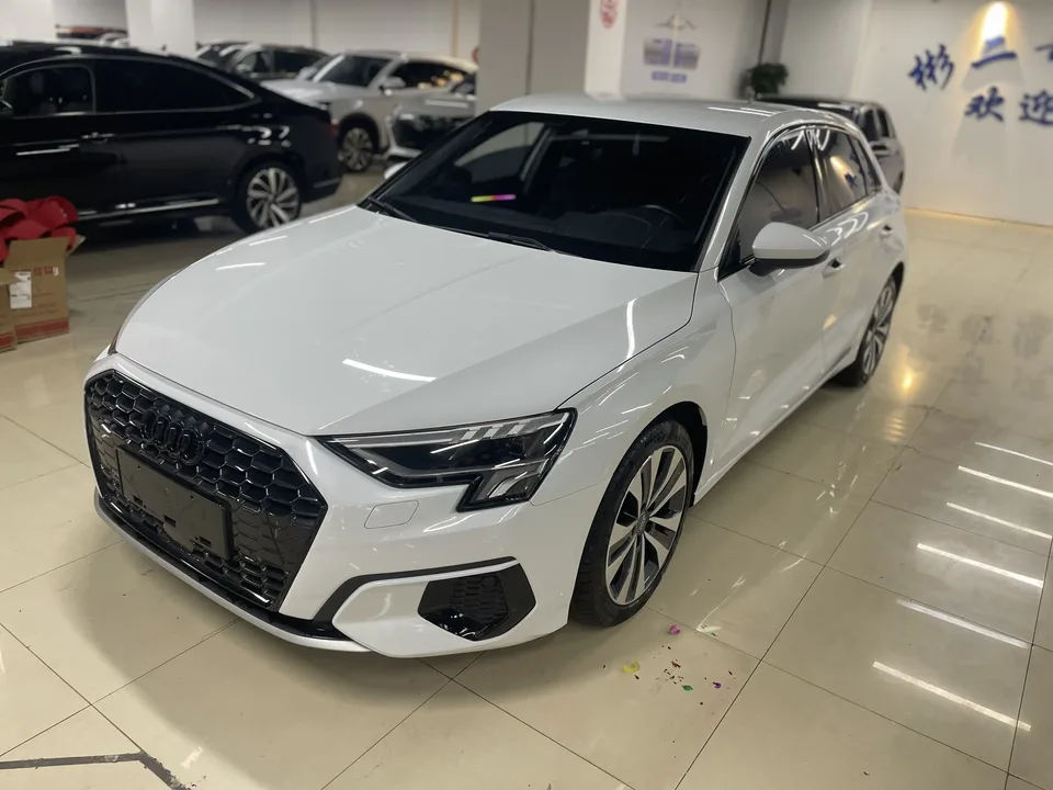 Audi A3 Sportback 35 TFSI Enterprising and Elegant Model 2022 — фото 1, купить с доставкой в Москву