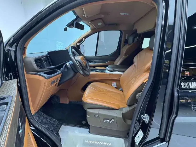 Ford Toureo 2.0T automatic front-wheel drive 7-seat original customized version 2024 — миниатюра 5
