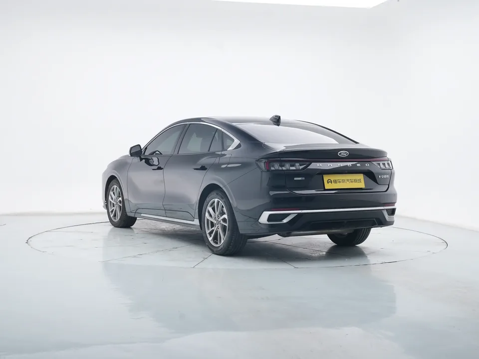 Ford Mondeo facelift EcoBoost 245 luxury model 2023 — миниатюра 2