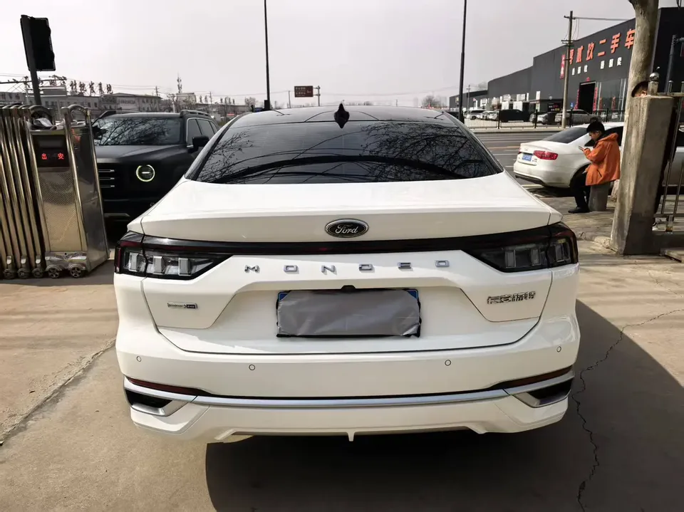 Ford Mondeo Mondeo EcoBoost 245 Extreme Edition 2022 — миниатюра 2