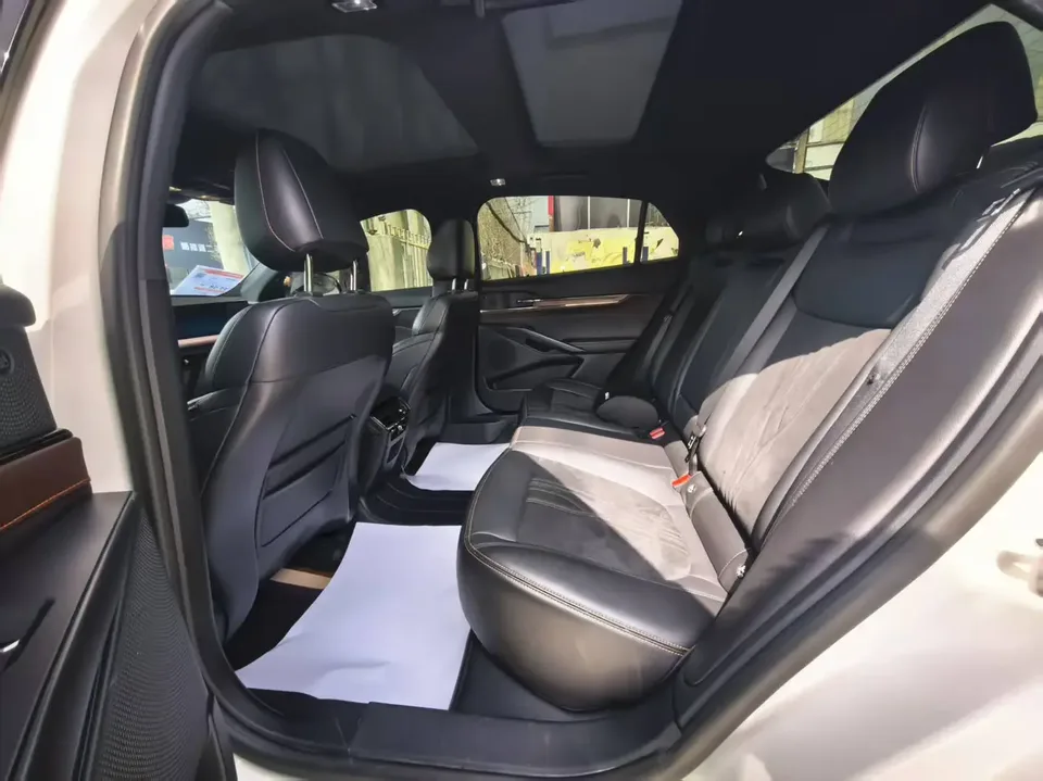 Ford Mondeo Mondeo EcoBoost 245 Extreme Edition 2022 — миниатюра 3