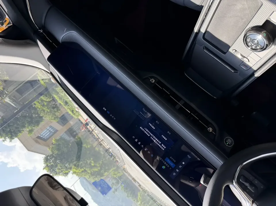 Ford Mondeo Mondeo EcoBoost 245 Luxury 2024 — миниатюра 3