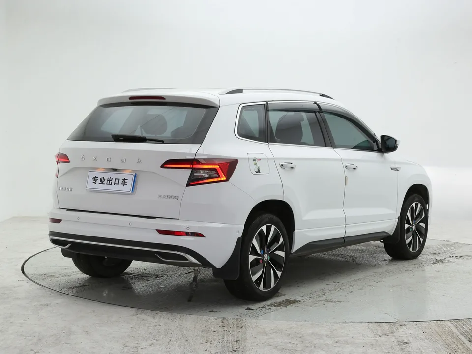 Skoda Karoq TSI280 Luxury Edition 2023 — миниатюра 2