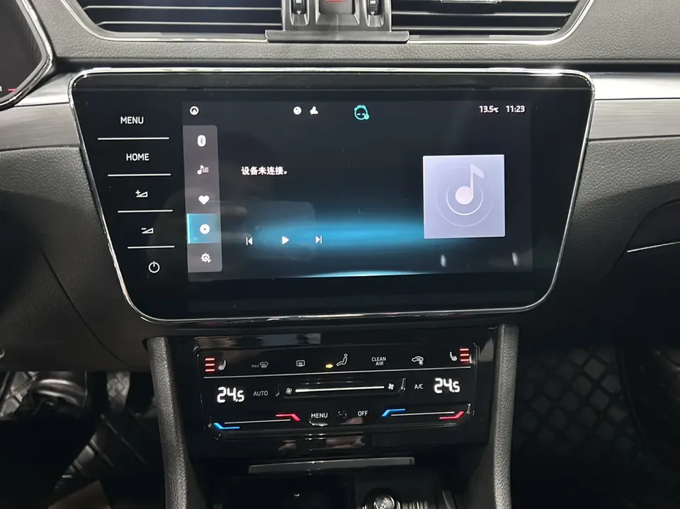 Skoda Speedy Superpa 2024 TSI280 DSG Exclusive Edition 2024 — миниатюра 3