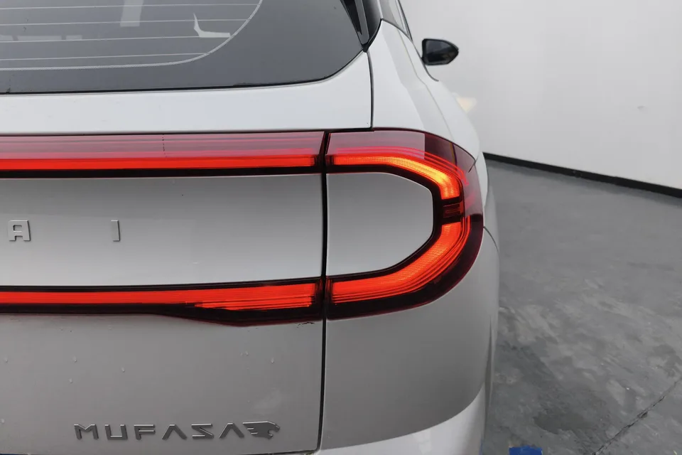Hyundai ix35 Musa 2.0L Deluxe Edition DLX 2024 — миниатюра 2