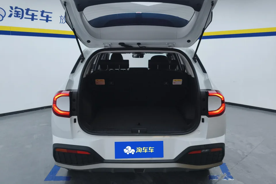 Hyundai ix35 Musa 2.0L Deluxe Edition DLX 2024 — миниатюра 5