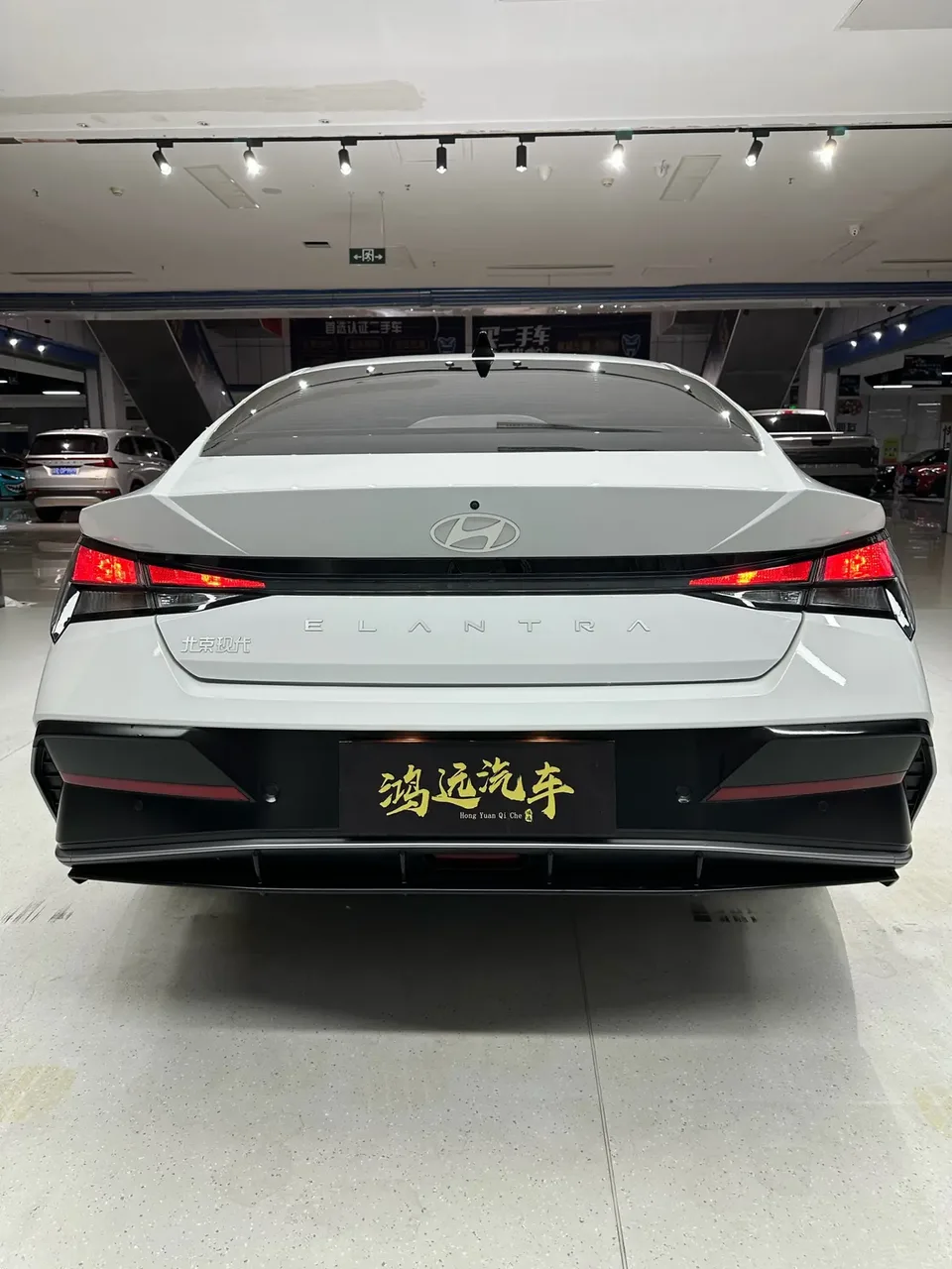 Hyundai Elantra 1.5L CVT GLX Elite Edition 2023 — миниатюра 4