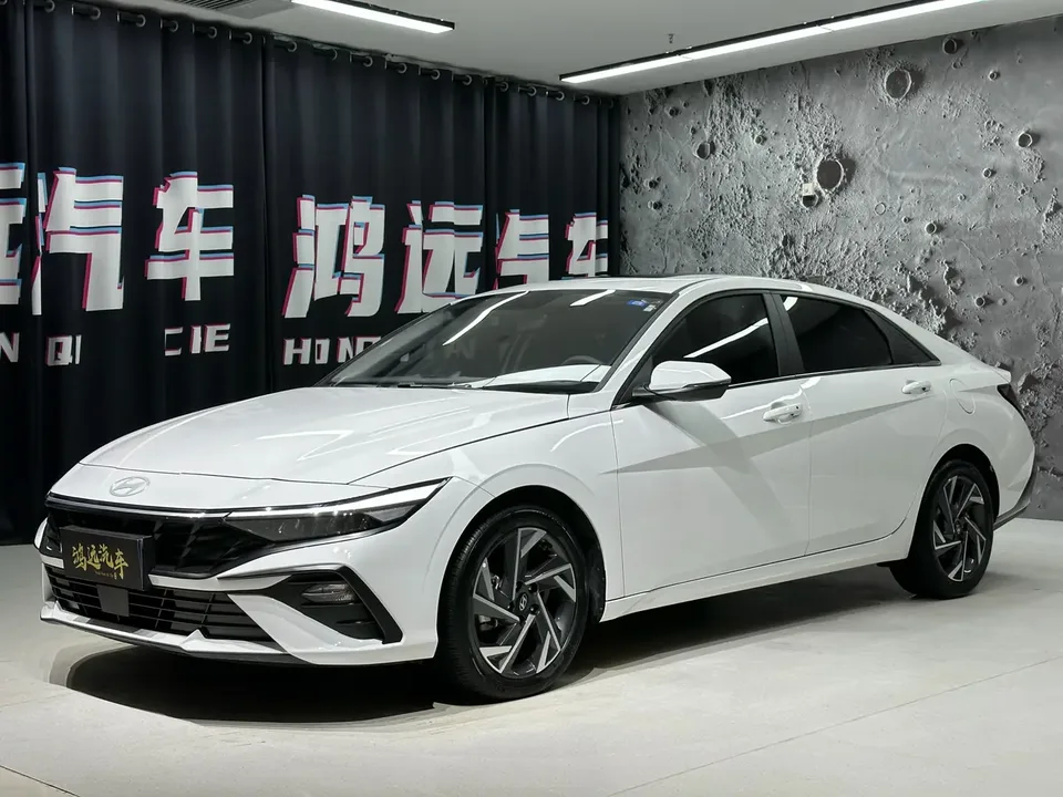 Hyundai Elantra 1.5L CVT GLX Elite Edition 2023 — фото 1, купить с доставкой в Москву