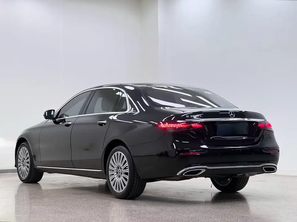 Mercedes-Benz E-Class E-Class 2022 Mercedes-Benz E-Class 2022 E 300 L stylish sedan 2022 — thumbnail 2