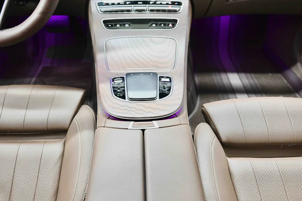 Mercedes-Benz E-Class E-Class 2022 Mercedes-Benz E-Class 2022 E 300 L stylish sedan 2022 — thumbnail 3