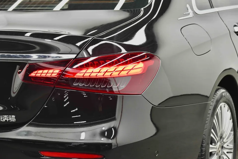 Mercedes-Benz E-Class E-Class 2022 Mercedes-Benz E-Class 2022 E 300 L stylish sedan 2022 — thumbnail 5