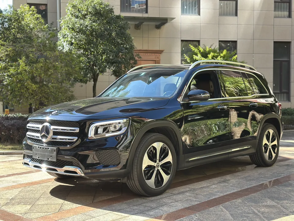 Mercedes-Benz GLB-Class 2023