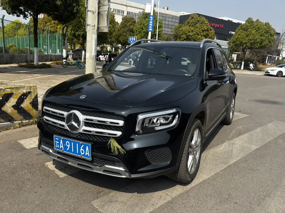 Mercedes-Benz GLB-Class 2022