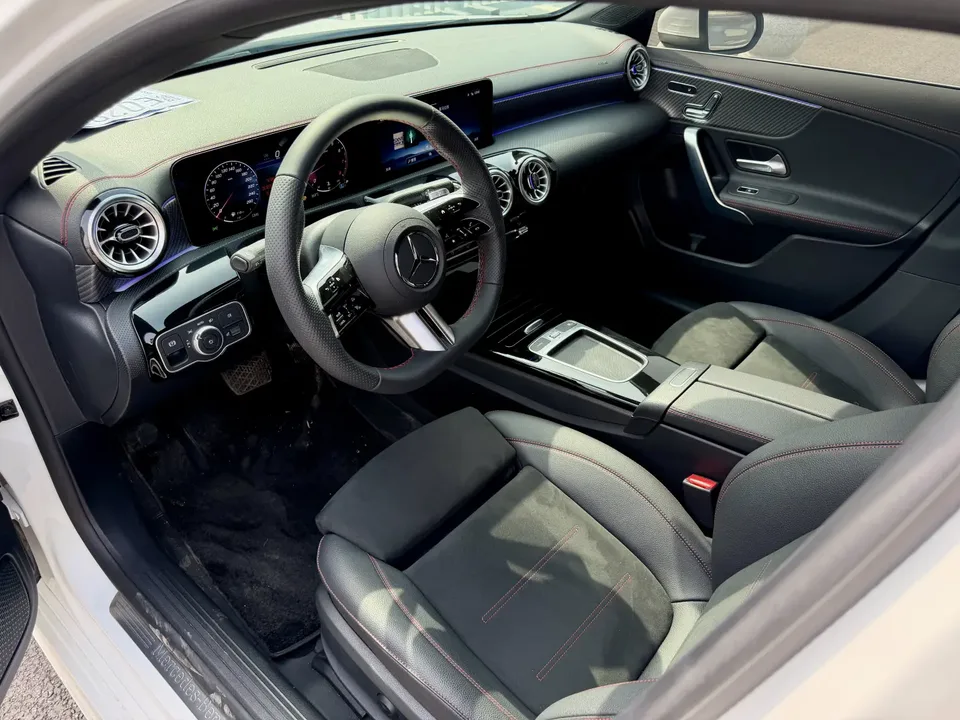 Mercedes-Benz Mercedes Benz A Class A 200 L Fashion Edition 2025 — миниатюра 3