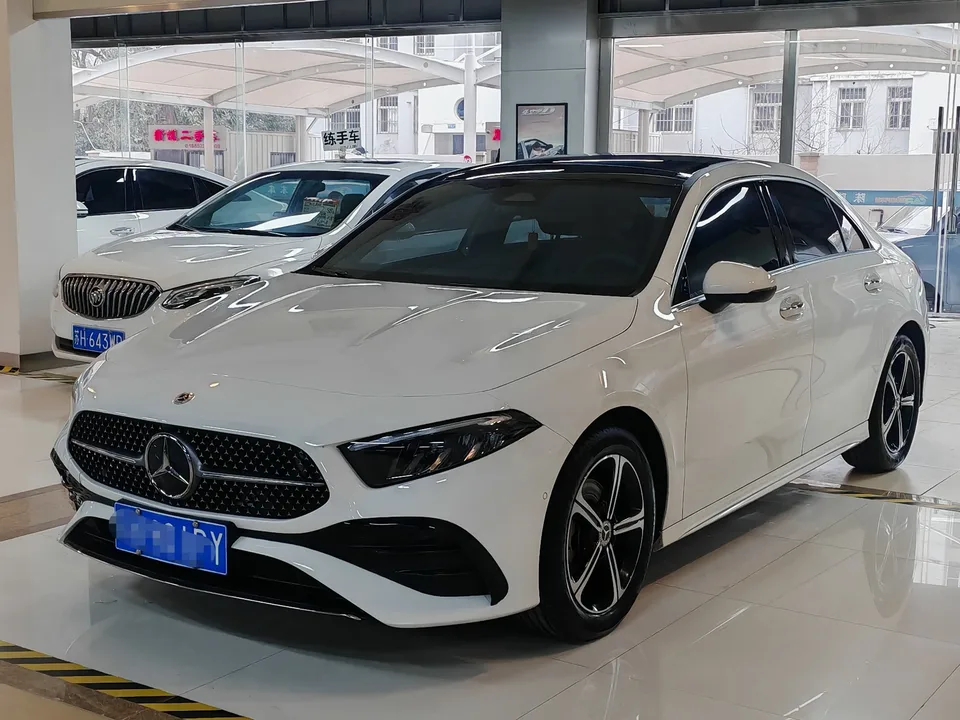 Mercedes-Benz Mercedes Benz A Class 2023